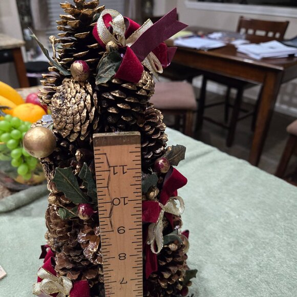 Pine Coned Tree - Picture 4 of 4